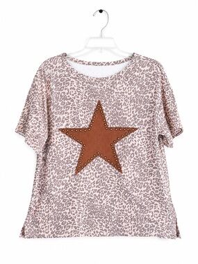 Lovesoft Star Studded Leopard Print Short Sleeve Tee Size Medium